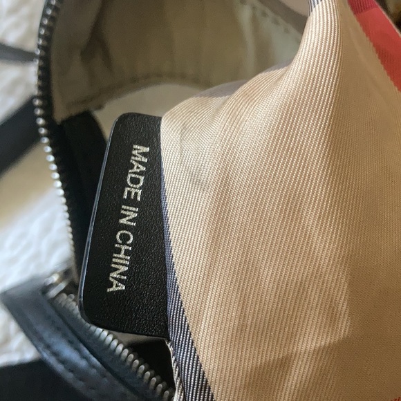 Burberry nylon tote bag beige - Picture 9 of 13